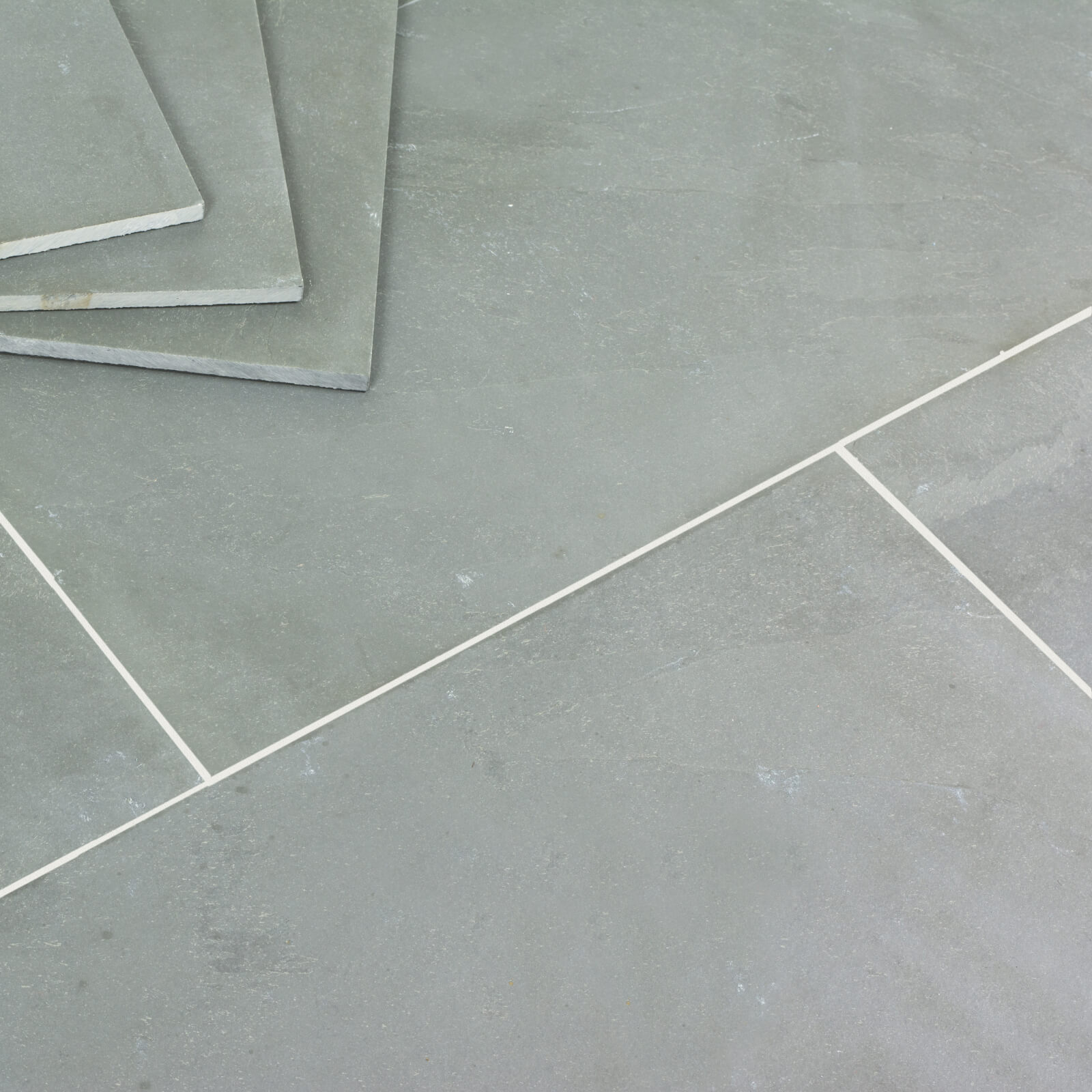 Brazilian Grey Slate Tile - Riven